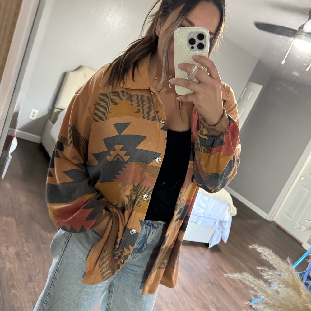 Tribal Print Button-Up Shirt